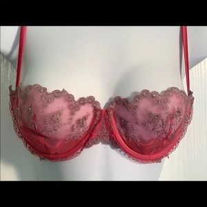EUC Victoria’s Secret Embroidered Pink Lace Bra